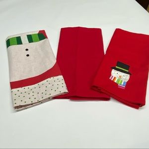 Christmas hand towels/kitchen towels set of 3 Two TAG towels, New without tags